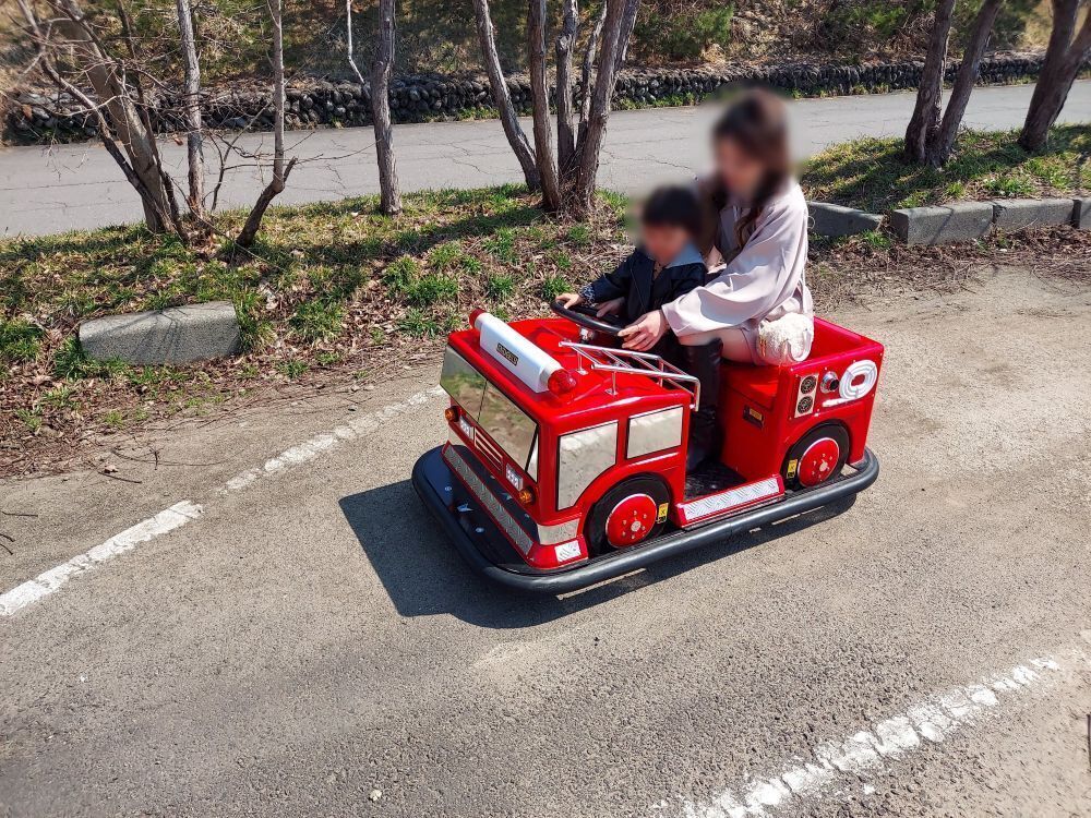 風車村ーバッテリーカー１