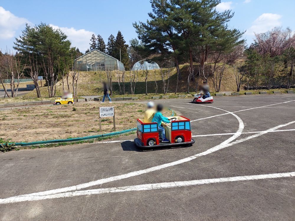 風車村ーバッテリーカー３