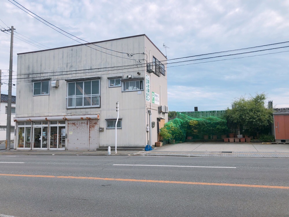 チョコズ_駐車場2