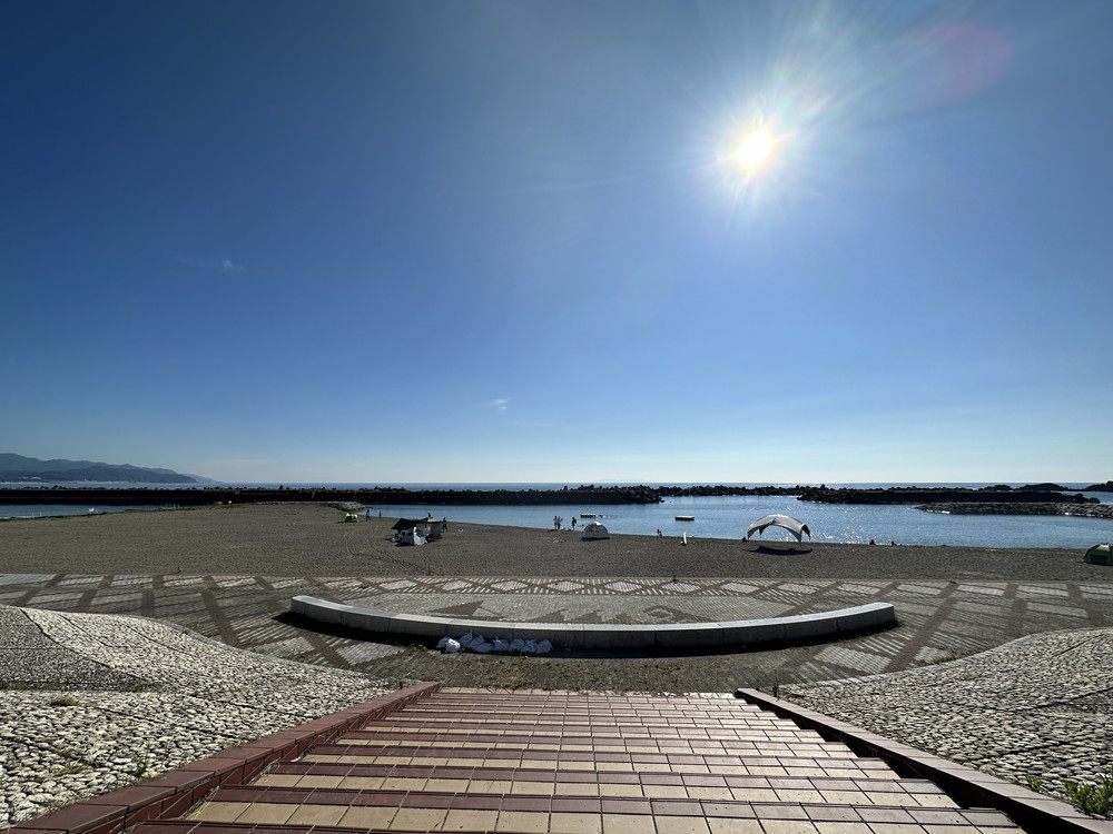 マリンパークねずがせき-砂浜までの道のり (2)[1]