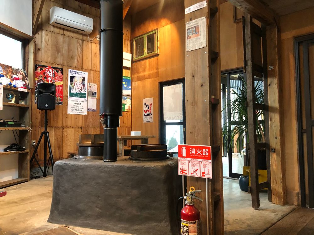 六た茶屋_内観2