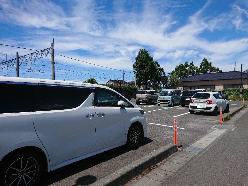 遊佐カレー 遊佐駅本店 駐車場