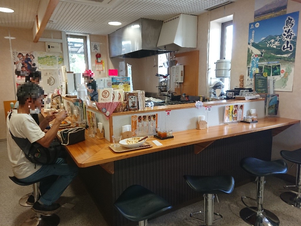 遊佐カレー 遊佐駅本店 店内 (2)