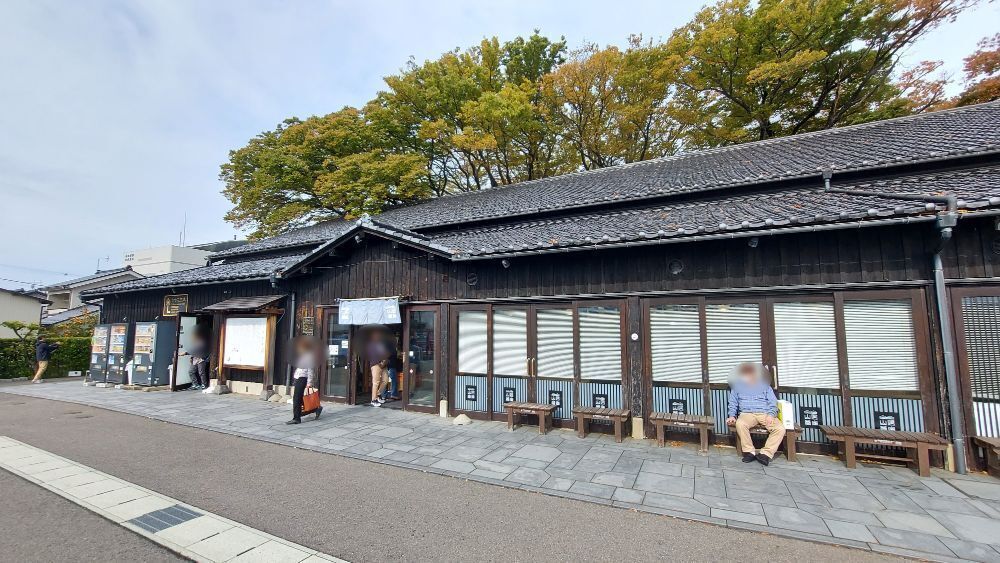 山居倉庫-1