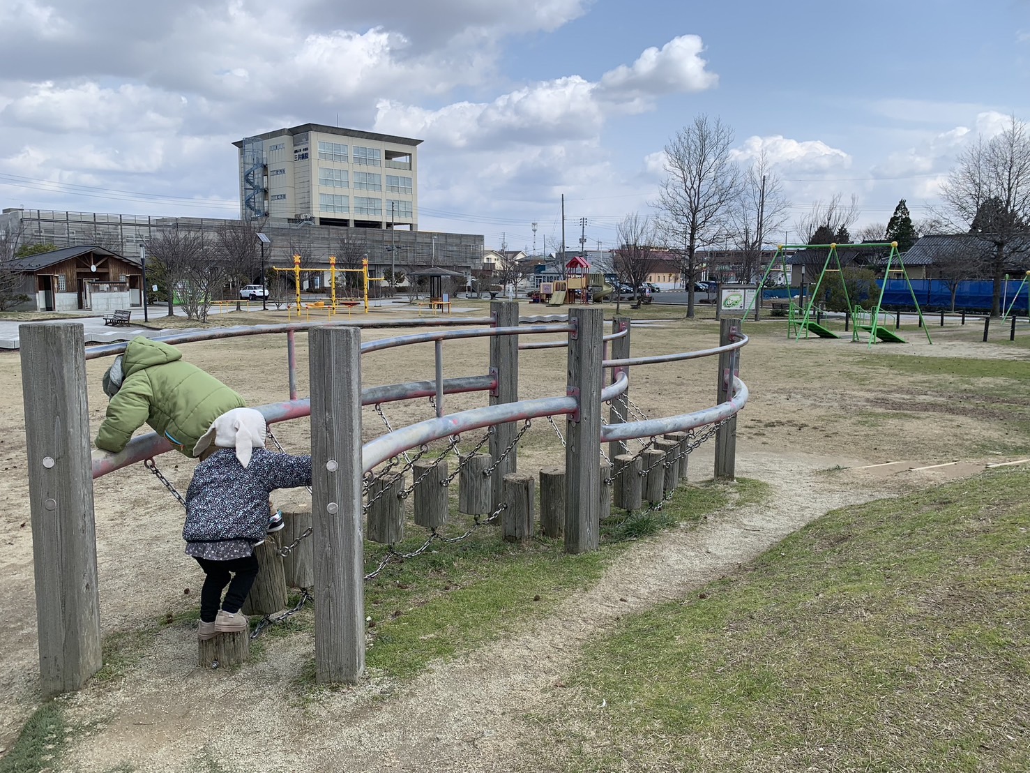 ヘビの背中渡り