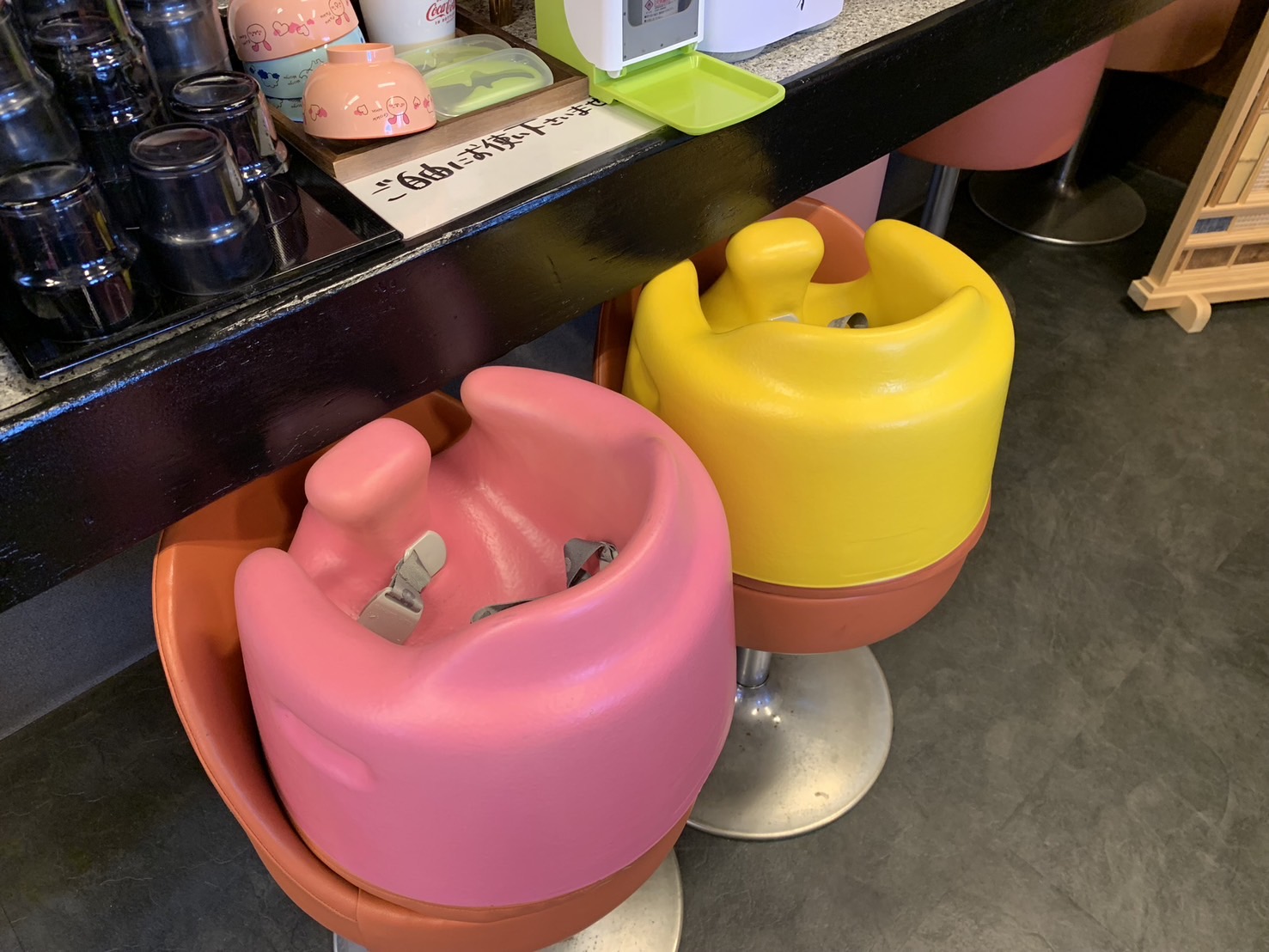 らーめん支那虎内観④