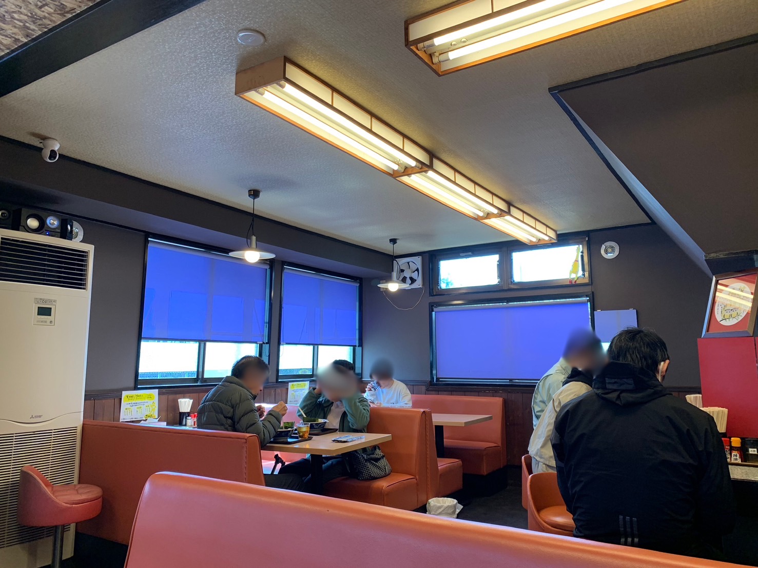 らーめん支那虎内観①