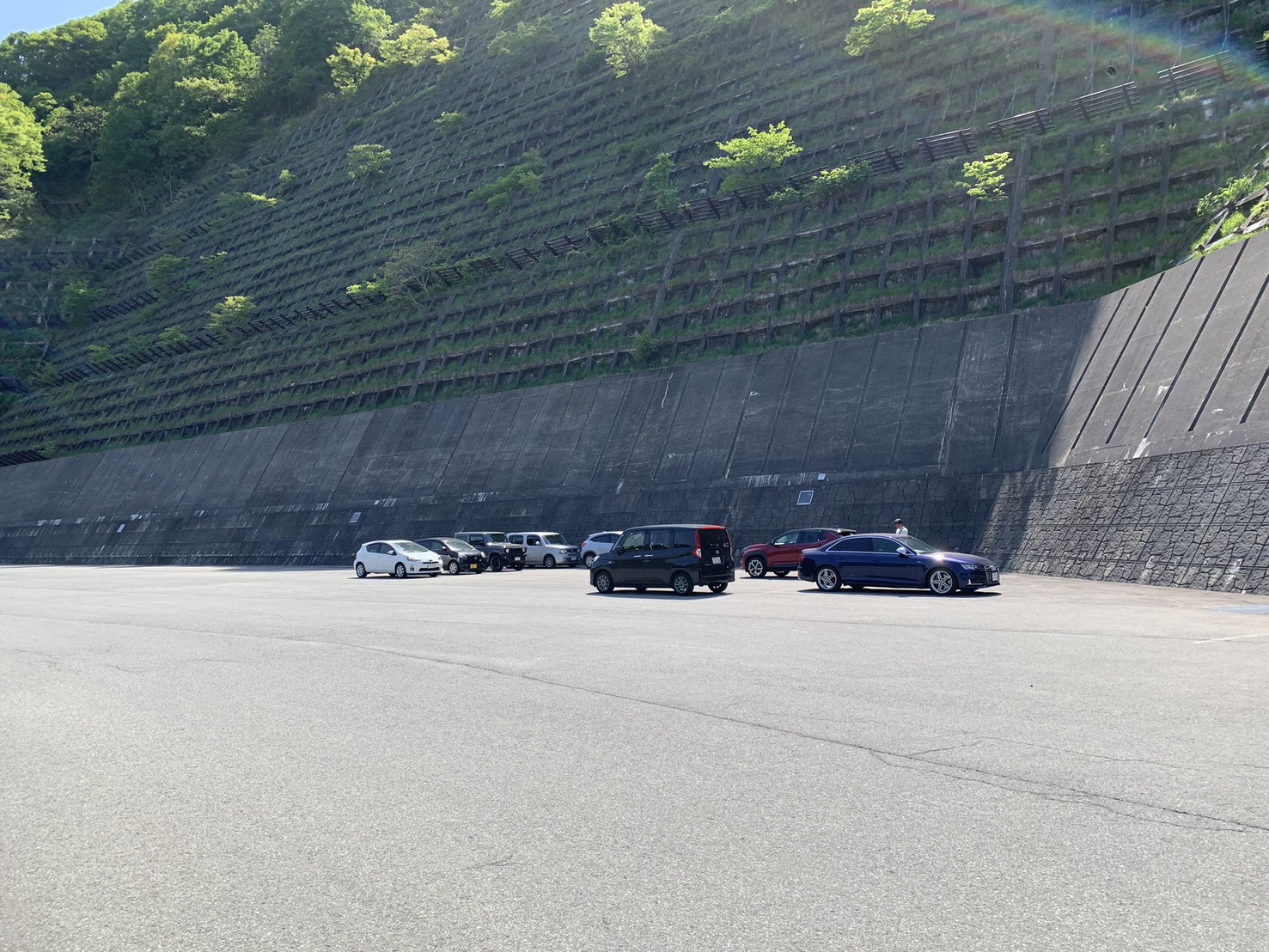 月山ダム 駐車場