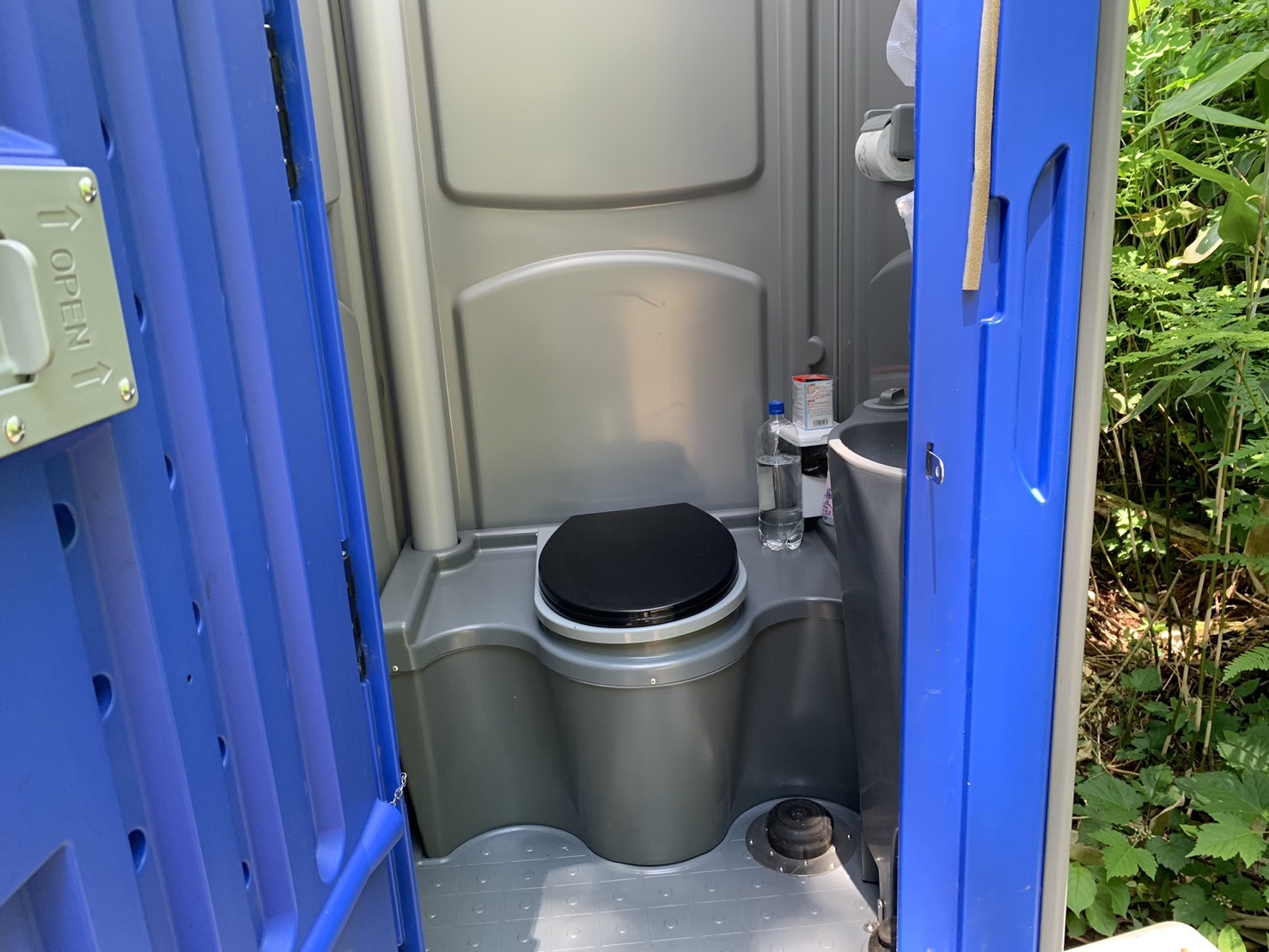 自由の森 トイレ