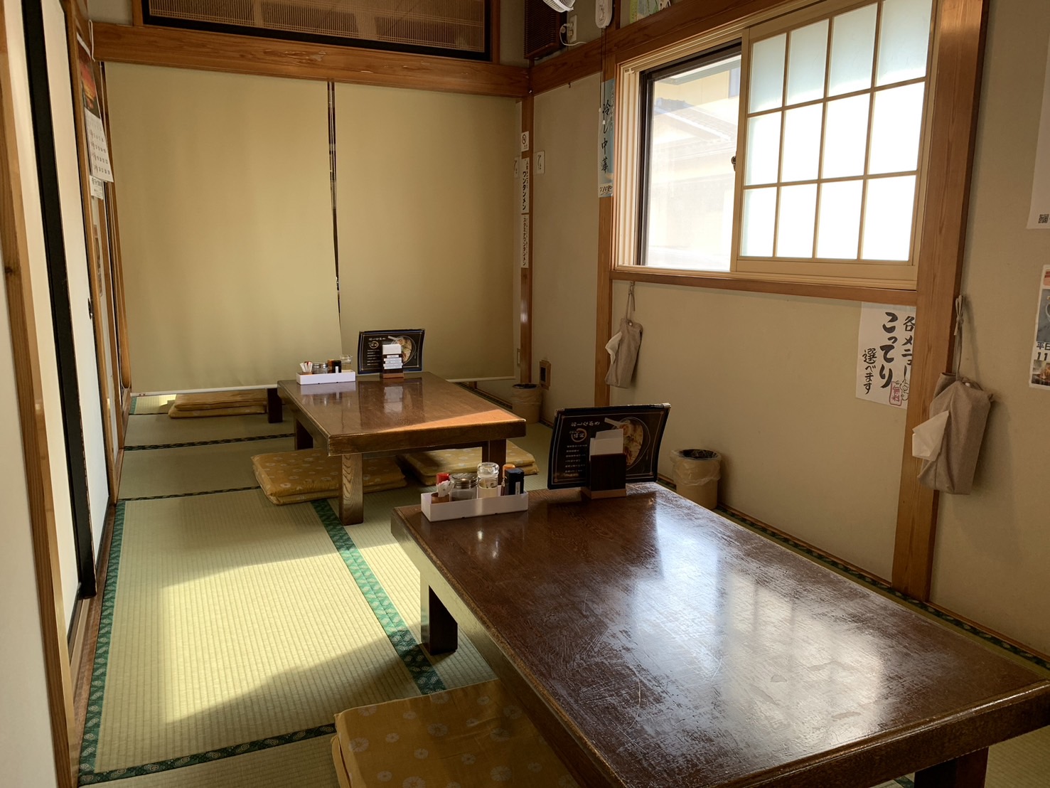 満月　酒田ラーメン　店内④