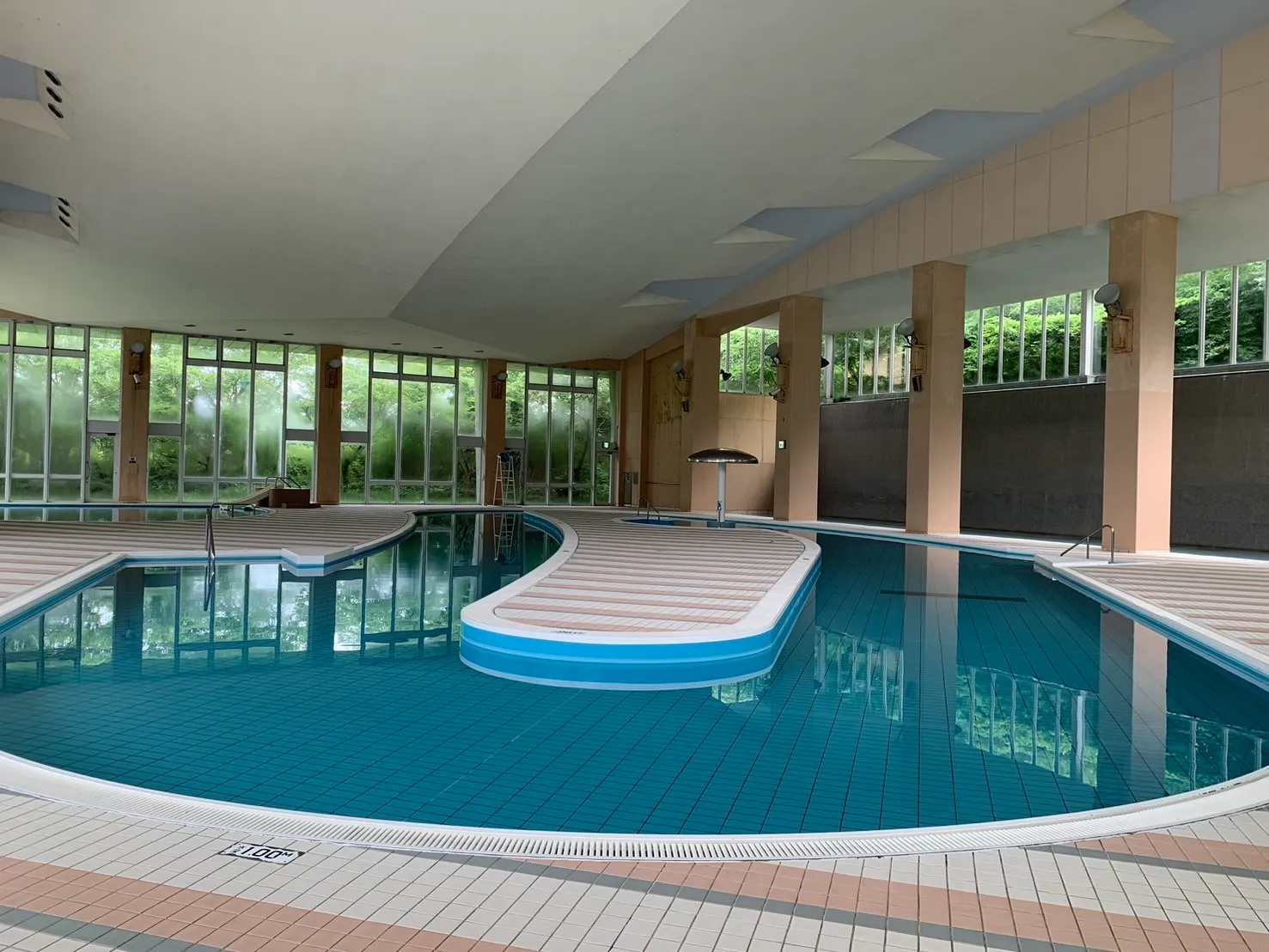 スパール プール⑪