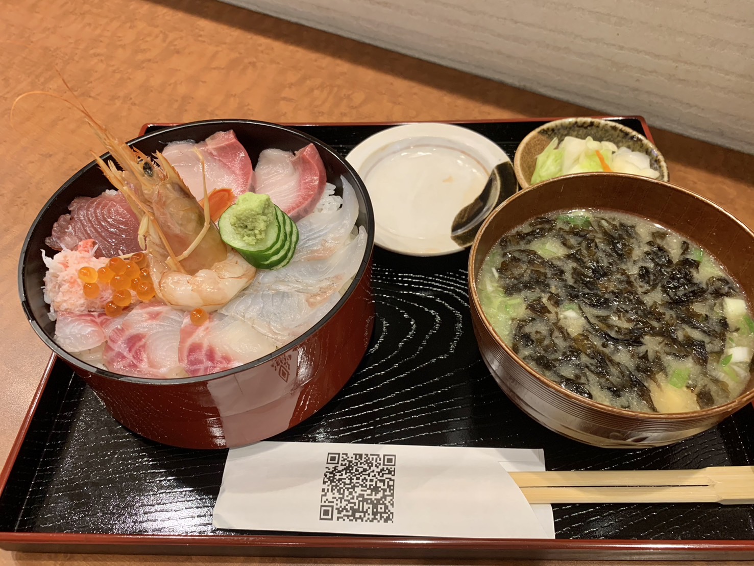 【庄内新店海鮮レポ】丼どん（鶴岡市末広町）｜知る人ぞ知る！駅前で食べられる海鮮丼ランチ