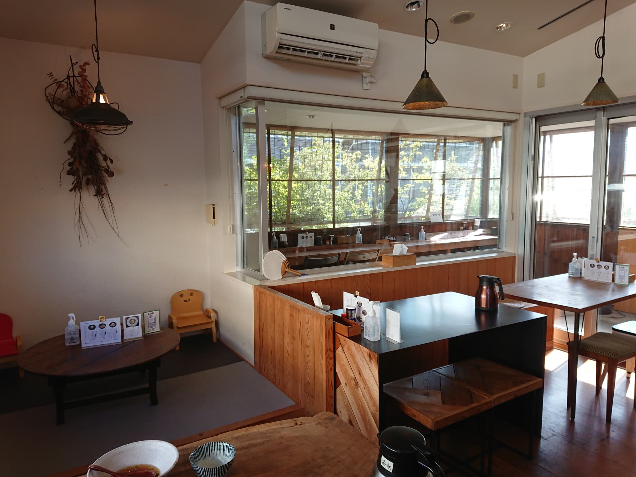 肉そば・鳥中華 ざぶん 店内 (2)