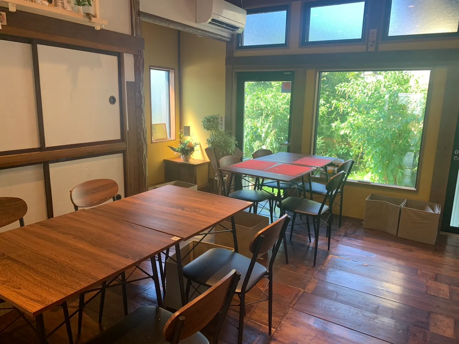 エントランスベーグルアンドダイナー　店内②