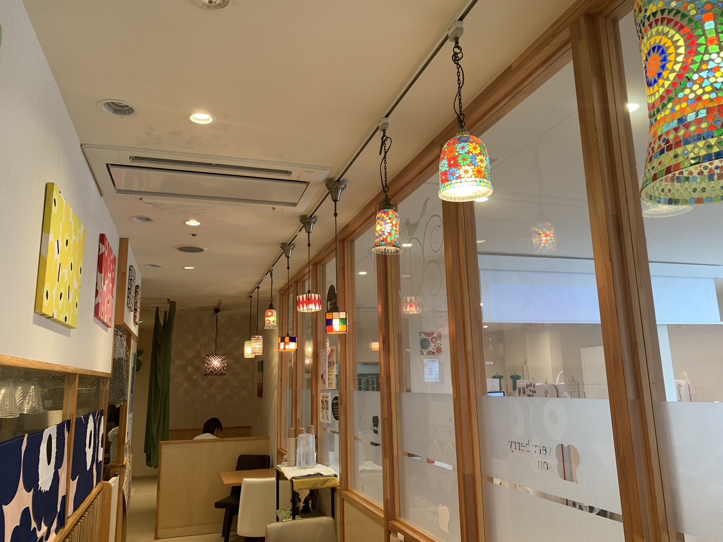 ベリーベリースープ 店内①