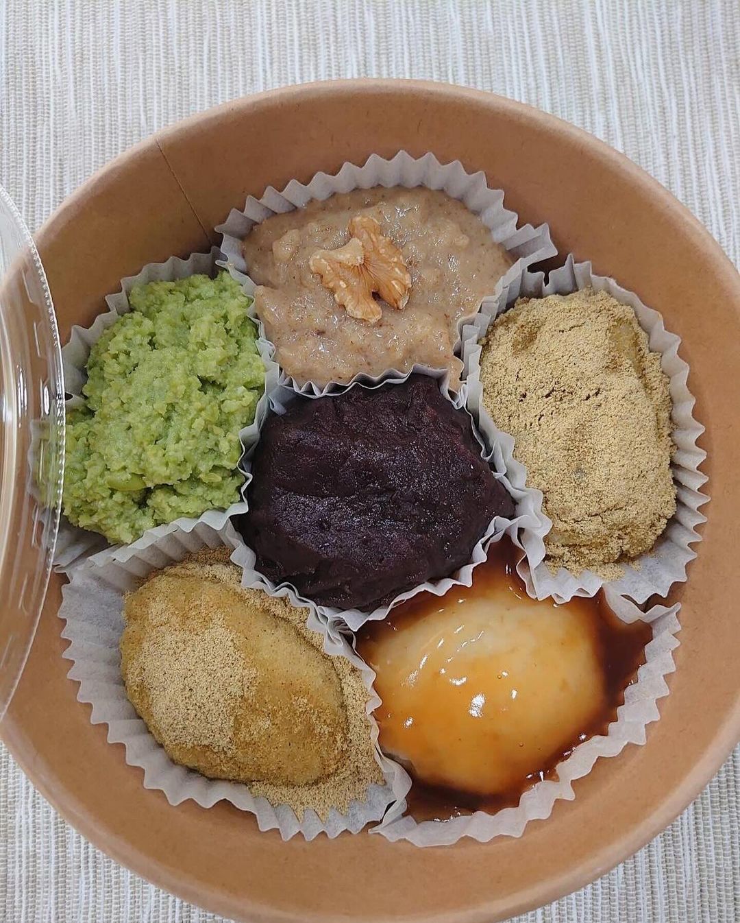 万年橋のおはぎや②