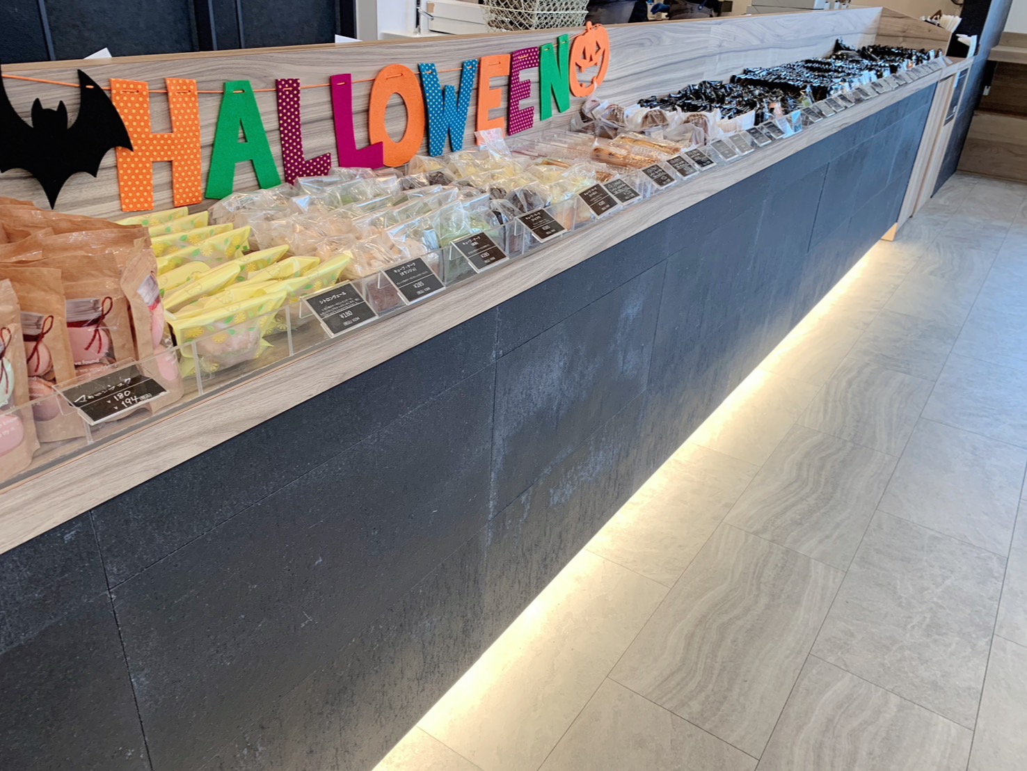 pâtisserie Joli-Jolie 店内-2