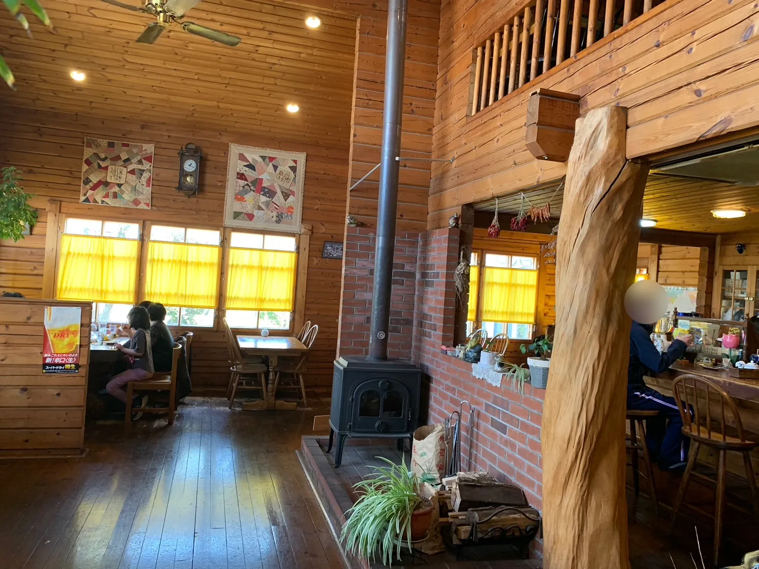 香林塔　内観-2